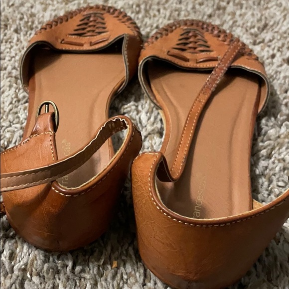 Sandals - Picture 3 of 5